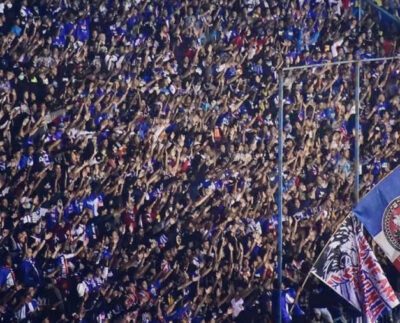 Aremania, Pemegang Teguh Tradisi Suporter Sepak Bola Indonesia (Lucky Aditya/VIVA)