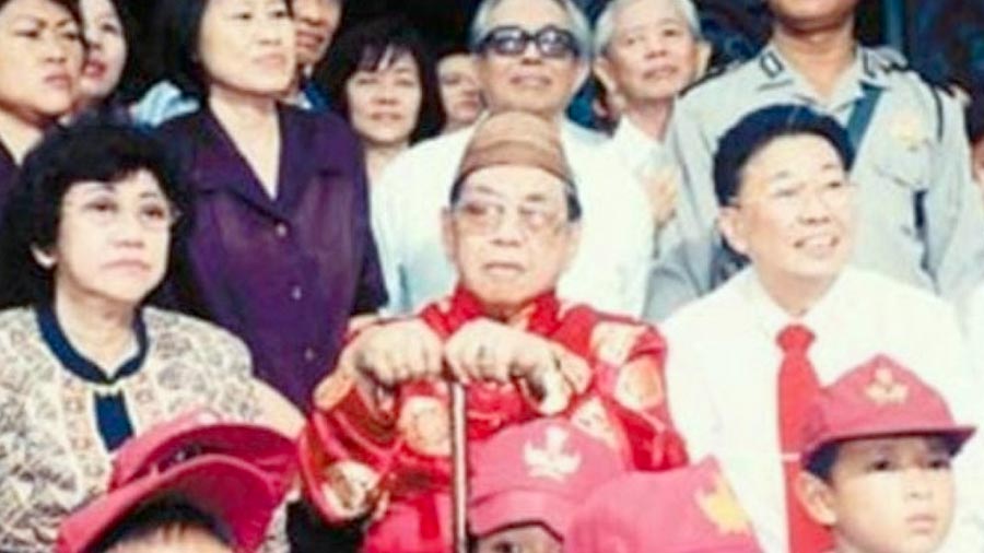 Gus Dur: Sang Guru Bangsa, Sang Bapak Tionghoa Indonesia