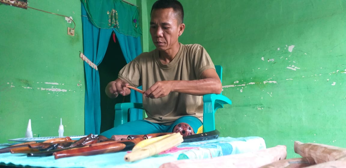 Andika, Pembuat Pipa Rokok di Lampung