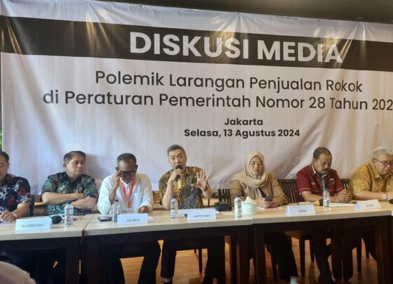 Konfrensi Pers polemik penolakan PP Kesehatan 2024