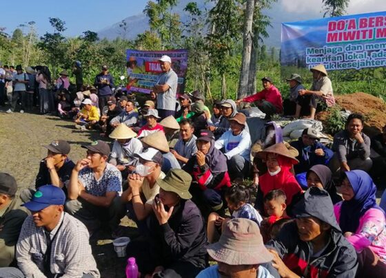 Masyarakat Khusus Doakan Tembakau Tidak Disamakan dengan Narkotika Melalui Wiwit Mbako