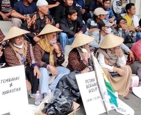 Menerawang Nasib Ekosistem Pertembakauan Jika Tembakau Disamakan dengan Narkotika di RUU Kesehatan