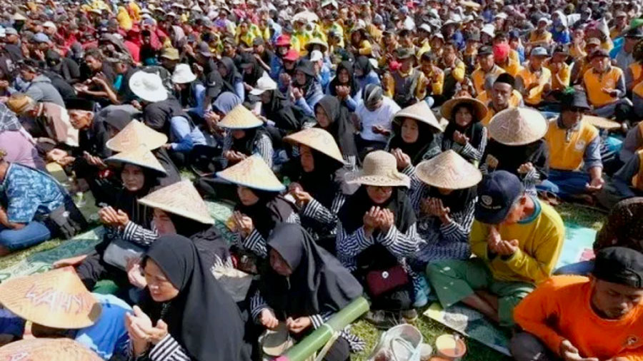 Perayaan Wiwit Mbako Temanggung dan Kebersamaan Ribuan Petani dalam Budaya Lokal (Foto: Portal Indonesia)