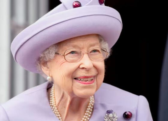 Ratu Elizabeth II dan Cerita Lawatannya ke Indonesia (Sumber Reuters vis Nikkei Asia)