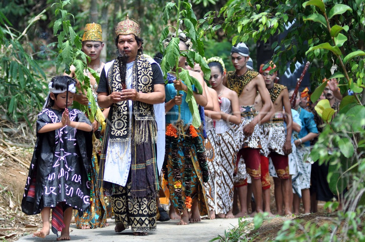 Tradisi Manten Tembakau di Magelang