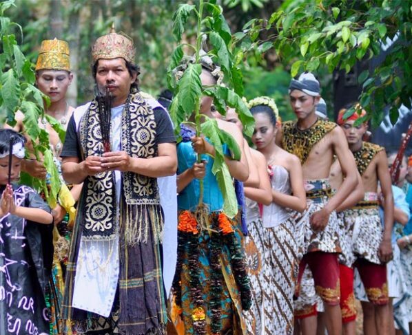 Upacara Pernikahan Tembakau, Tradisi Unik di Lereng Gunung Sumbing, Magelang